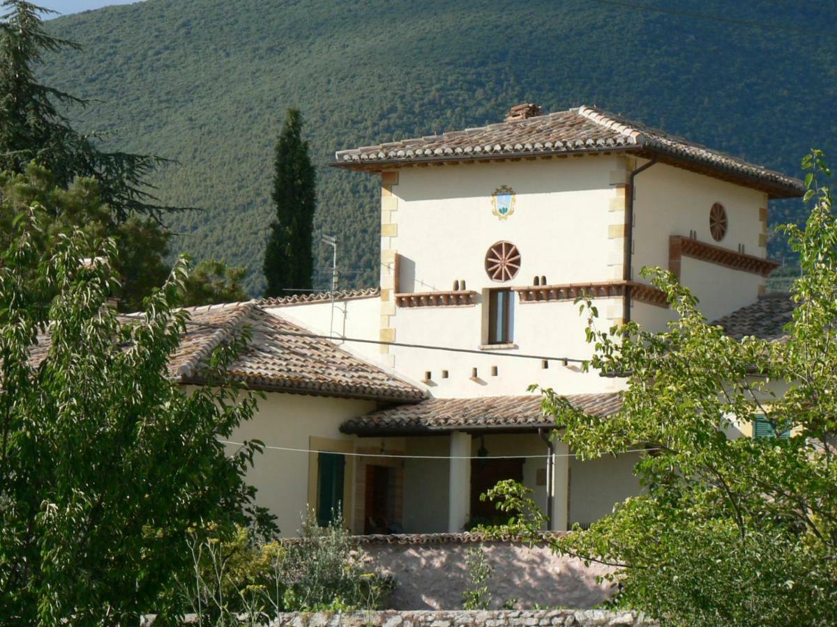La Palombaia Guest House Сполето Екстериор снимка